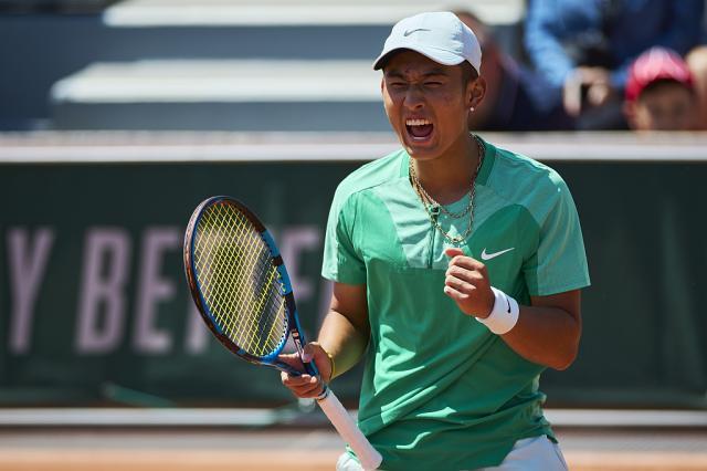 开云体育网页版-商竣程朱琳闯入草地赛八强 温网中国军团值得期待