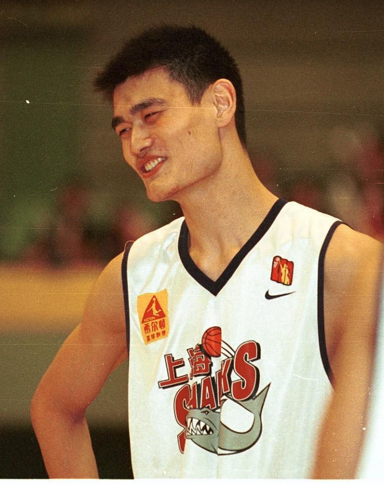 开云体育网址-2002年的今天：姚明季后赛砍35分24板大号两双 率领上海击败吉林